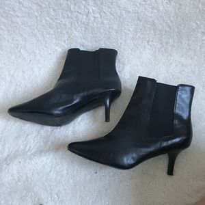Black Leather Ralph Lauren Booties Size 10B
